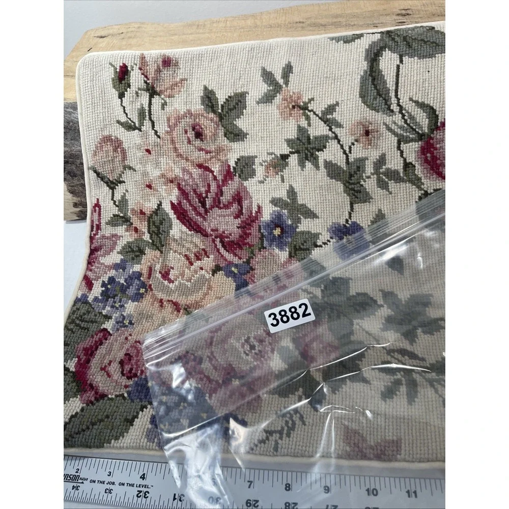 NEW Needlepoint Pillow Cover Floral Pink/Green Multi‎ Roses 15